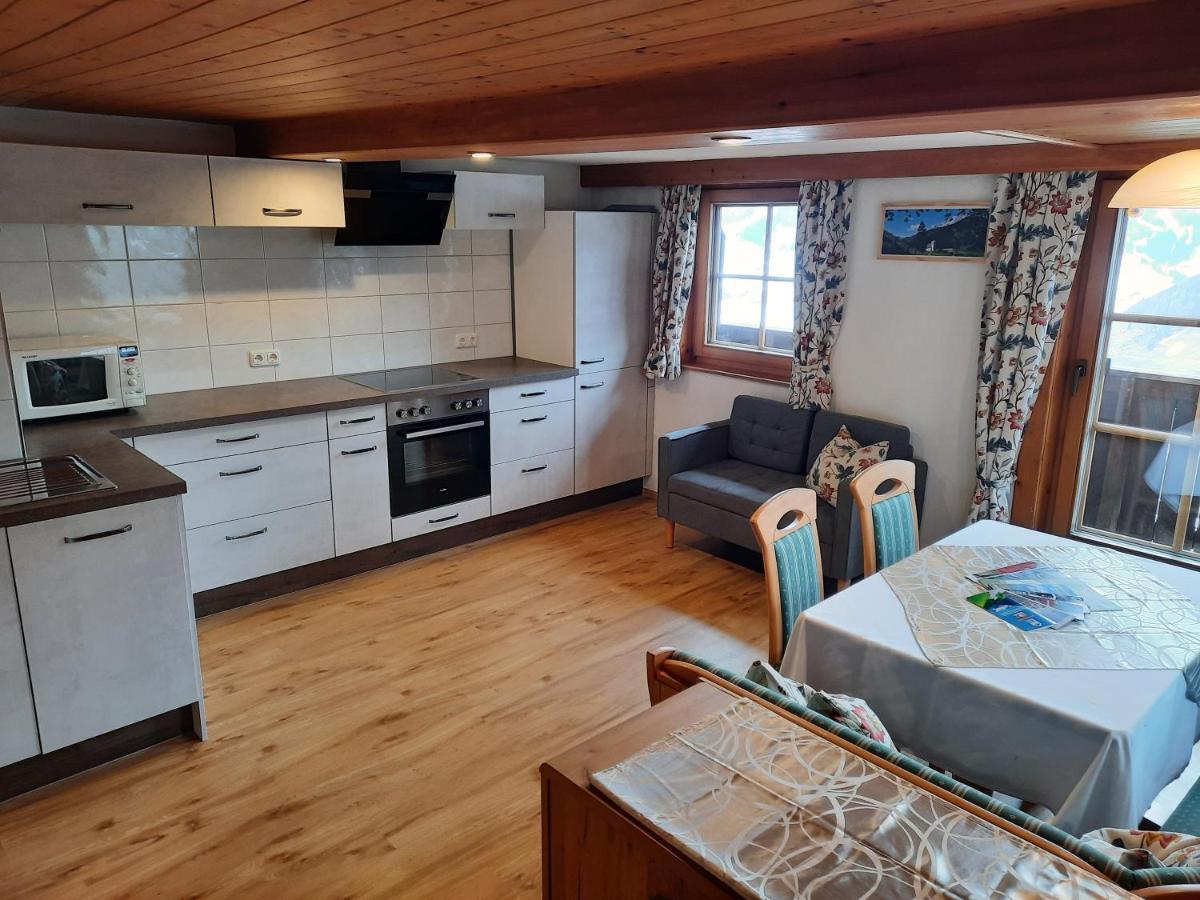 Wachtlerhof Apartment Матрей ин Остирол Екстериор снимка