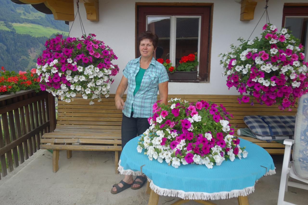 Wachtlerhof Apartment Матрей ин Остирол Екстериор снимка